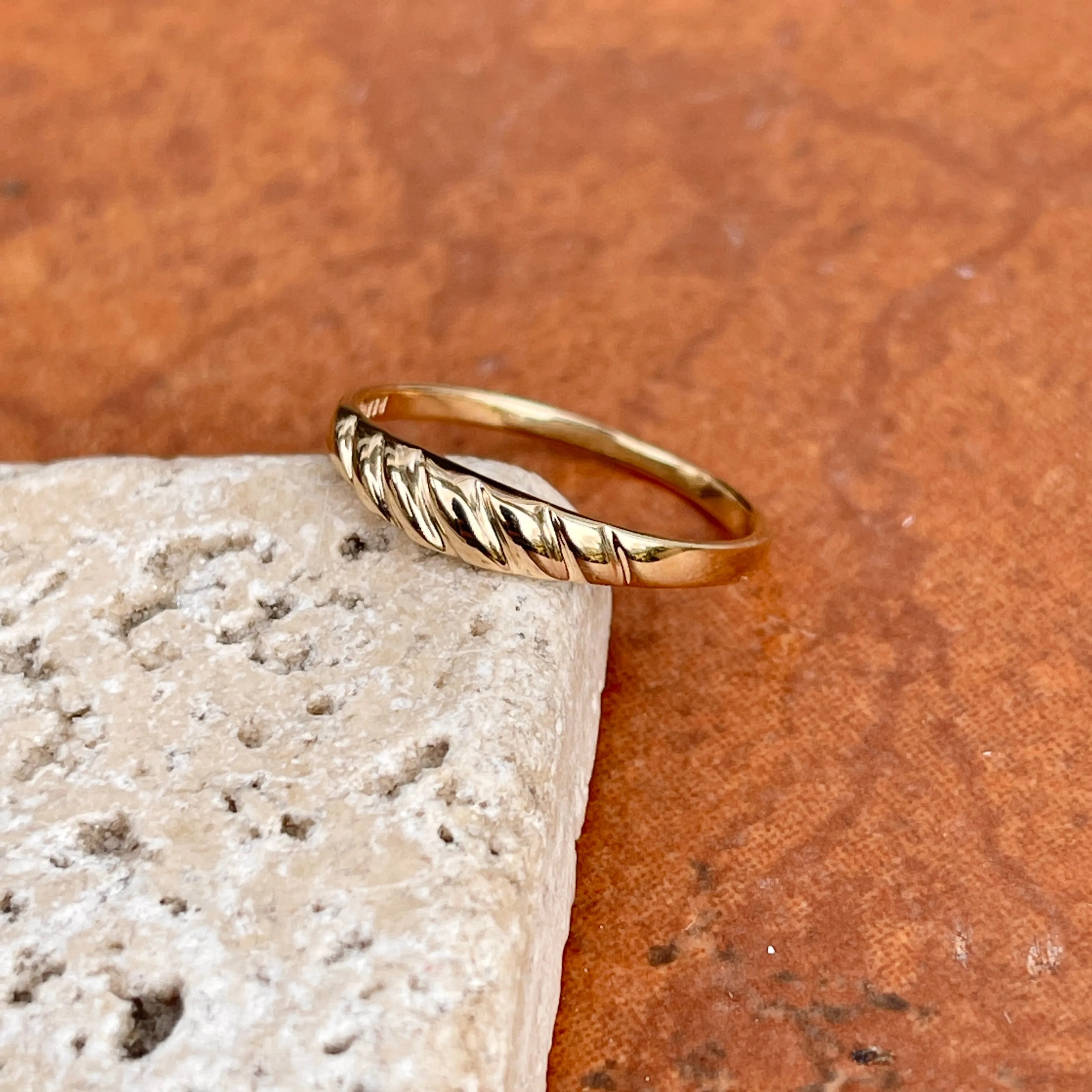 14KT Yellow Gold Thin Croissant Dome Band Ring