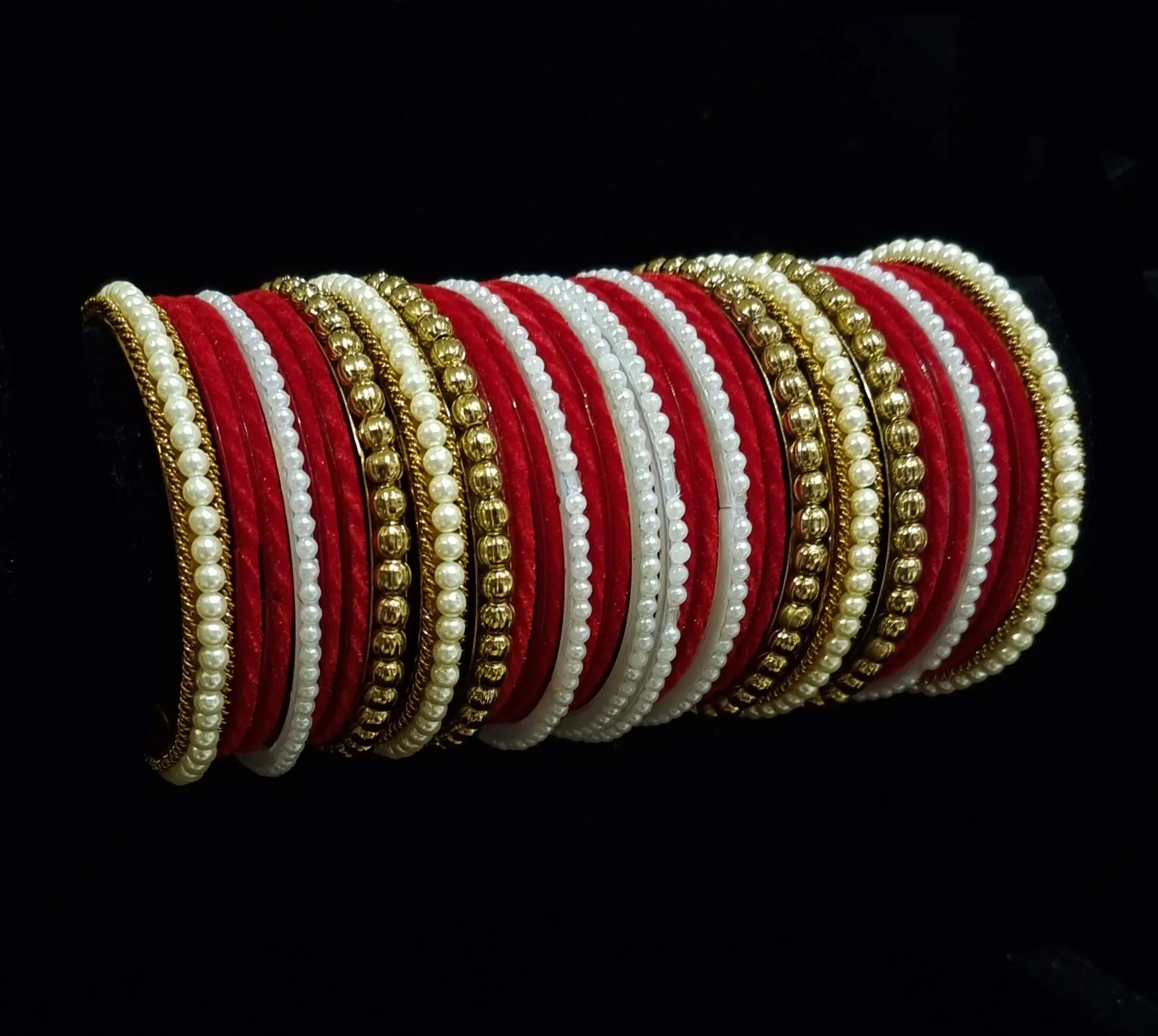 (2.6) Beautiful Red Velvet Chuda Stack With Pearl Kangan - Set