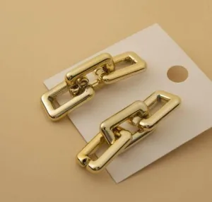 Chain Earrings Gold