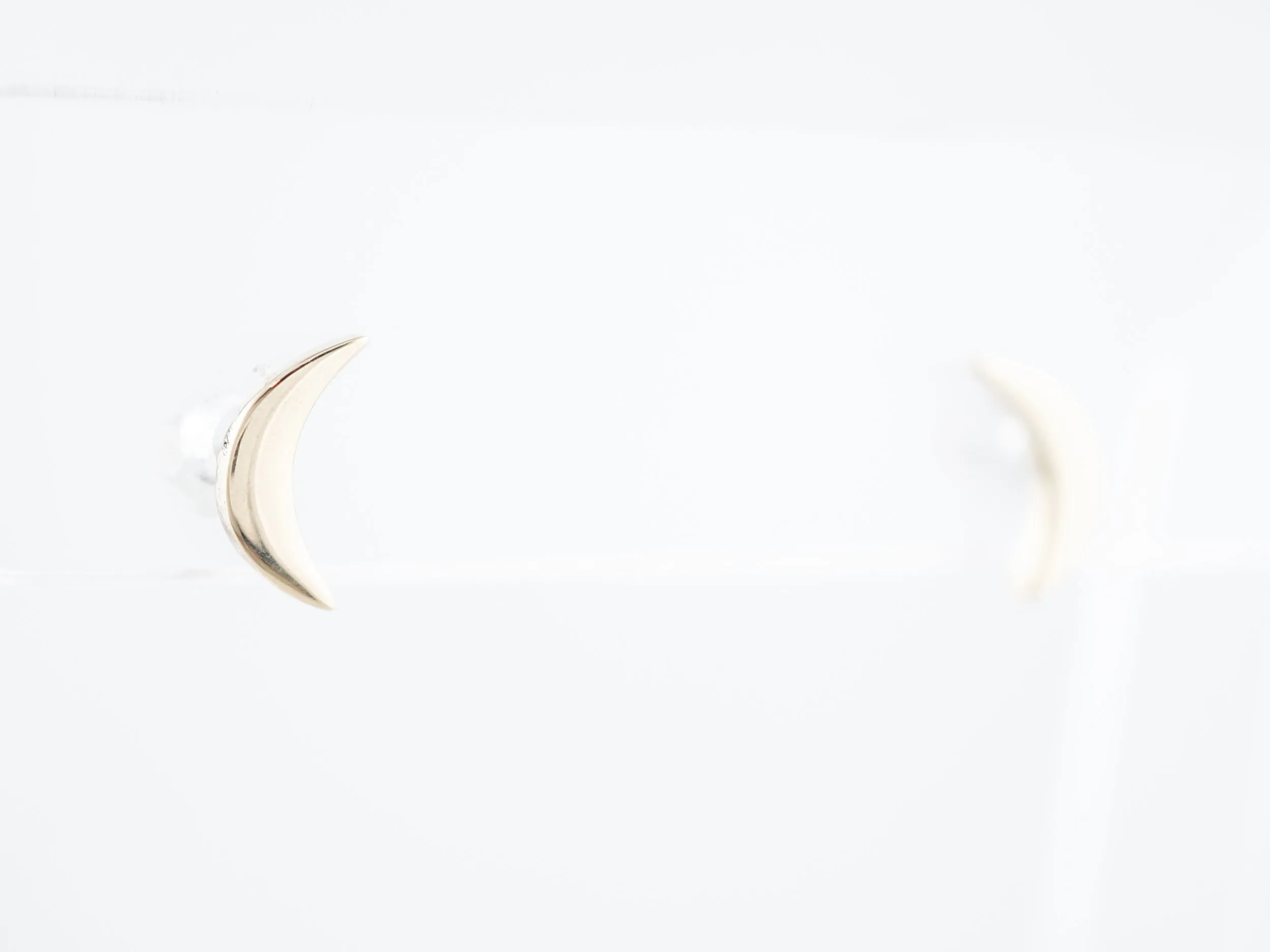 Crescent Moon Earrings Modern in 14K Yellow Gold