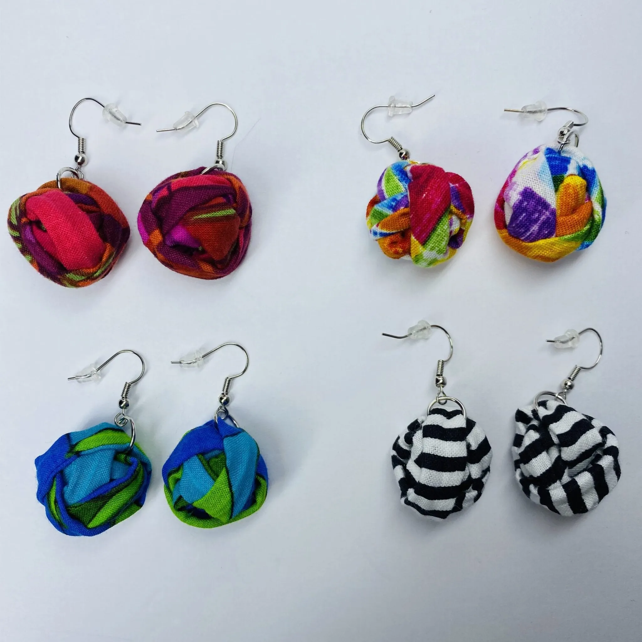 FICKLESTICKS Gumball Earrings - BLACK AND WHITE