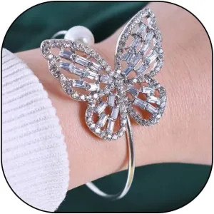 FUTIMELY Crystal Pearl Butterfly Open Bracelets,Charming Plated Gold Hollow Butterfly Bangles,Aesthetic Adjustable Rhinestone Pearl Insect Bracelets for Women
