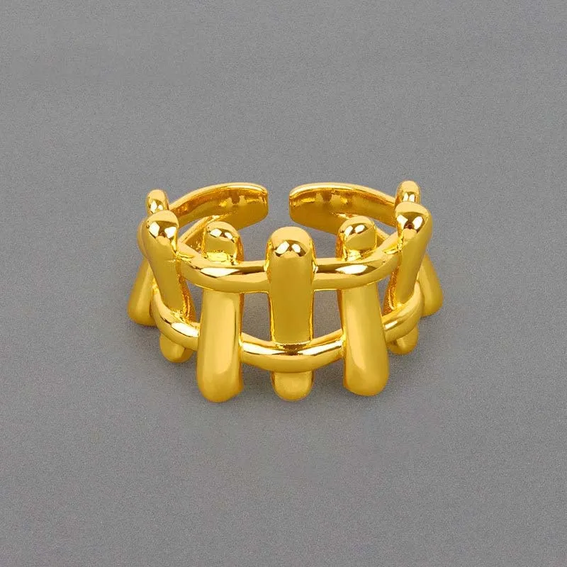 Geometric Bold Statement Ring