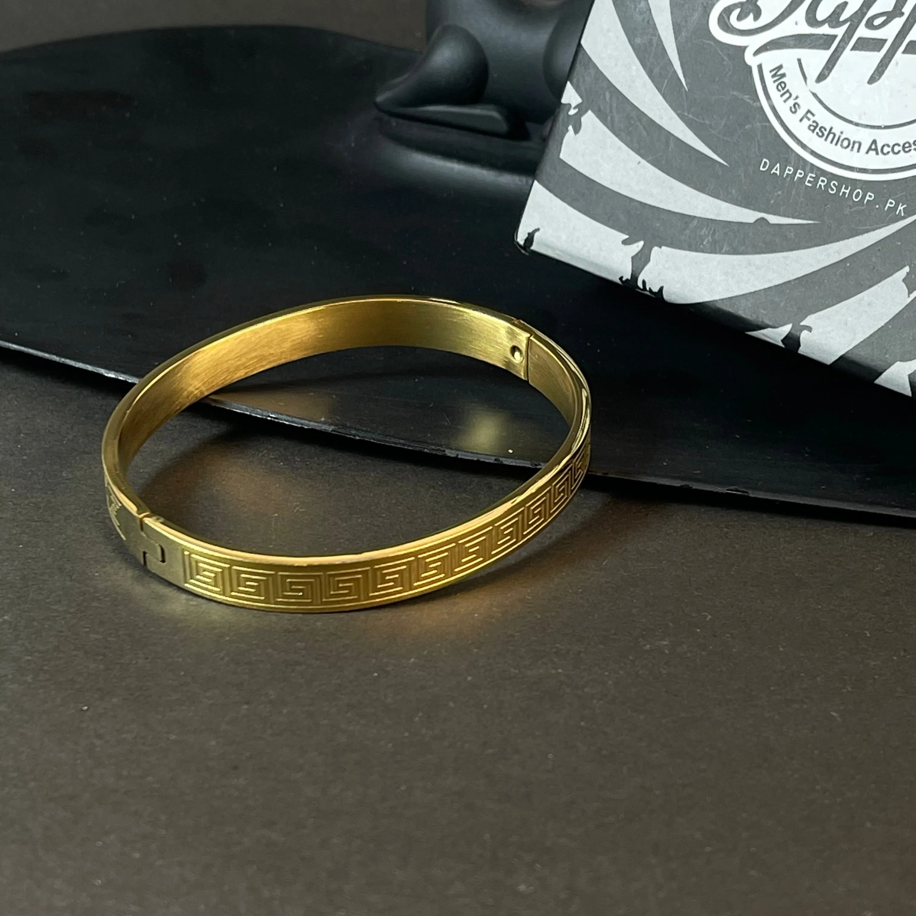 Majestic Golden Cuff Bracelet For Men