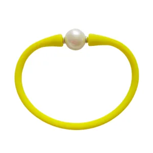 Maui Bracelet - Freshwater Pearl - Fluorescent Chartruese
