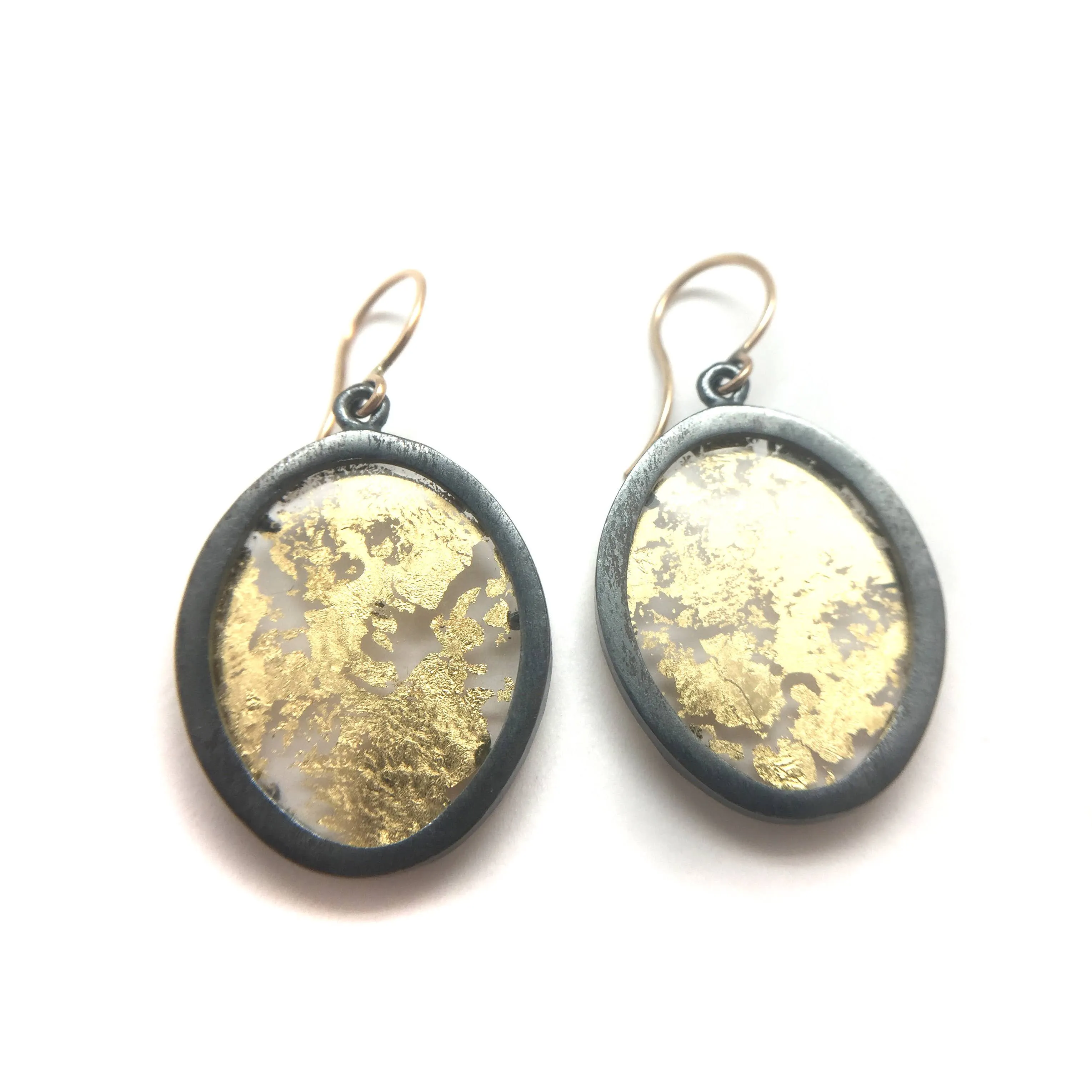 Oval Gold Leaf Memento Earring - Small