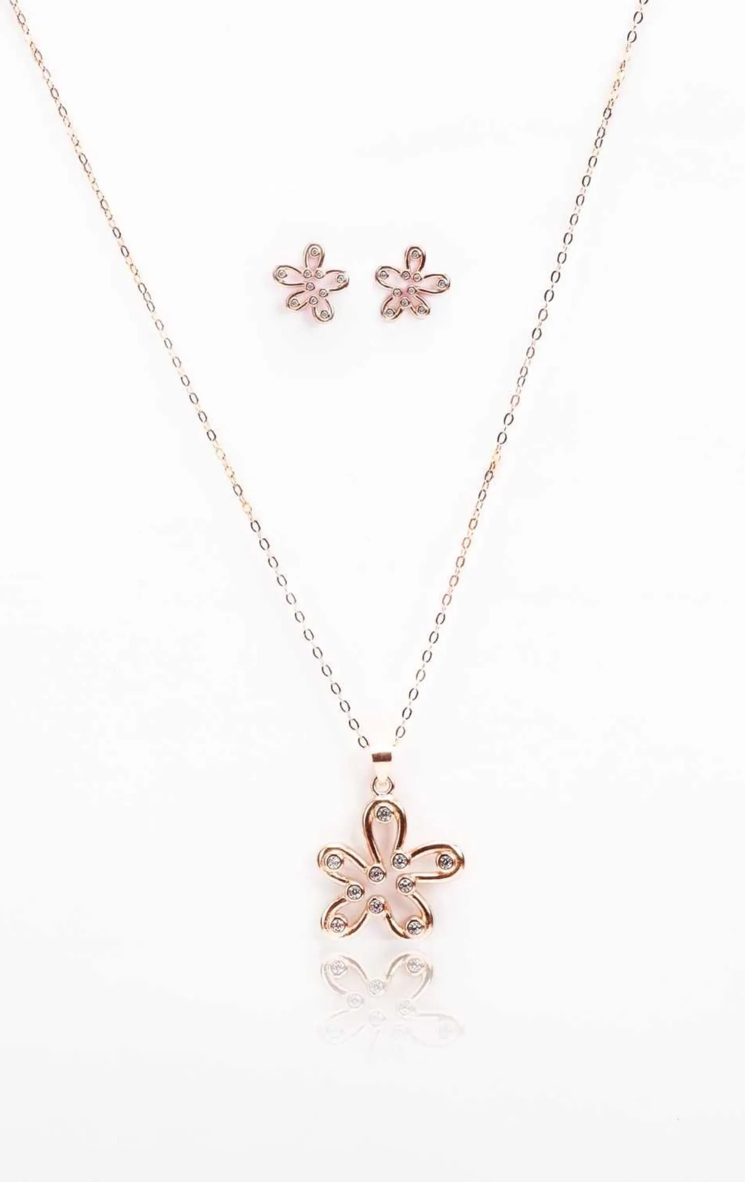 Rose Gold Artistic Flower Pendent Set