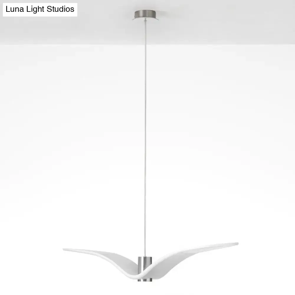 Seagull Resin Suspension Pendant Ceiling Light: Artistic Single-Bulb Fixture for Restaurants