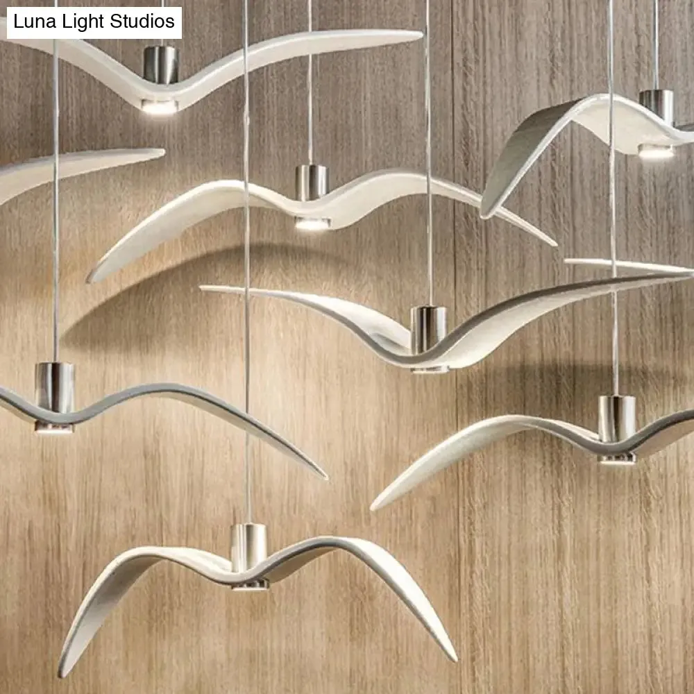 Seagull Resin Suspension Pendant Ceiling Light: Artistic Single-Bulb Fixture for Restaurants
