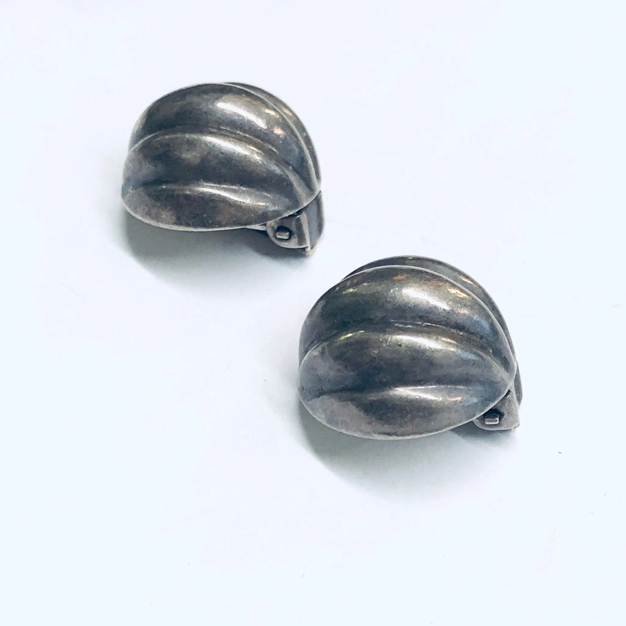 Silver Clip On Earrings, Small Clip On Earrings, Vintage Silver Earrings, Round Earrings, Small Earrings
