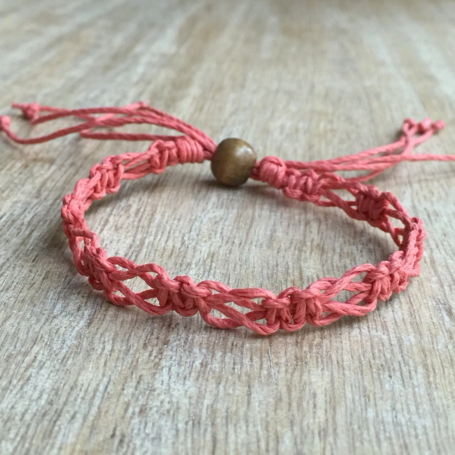 SoBe Coral Hemp Anklet