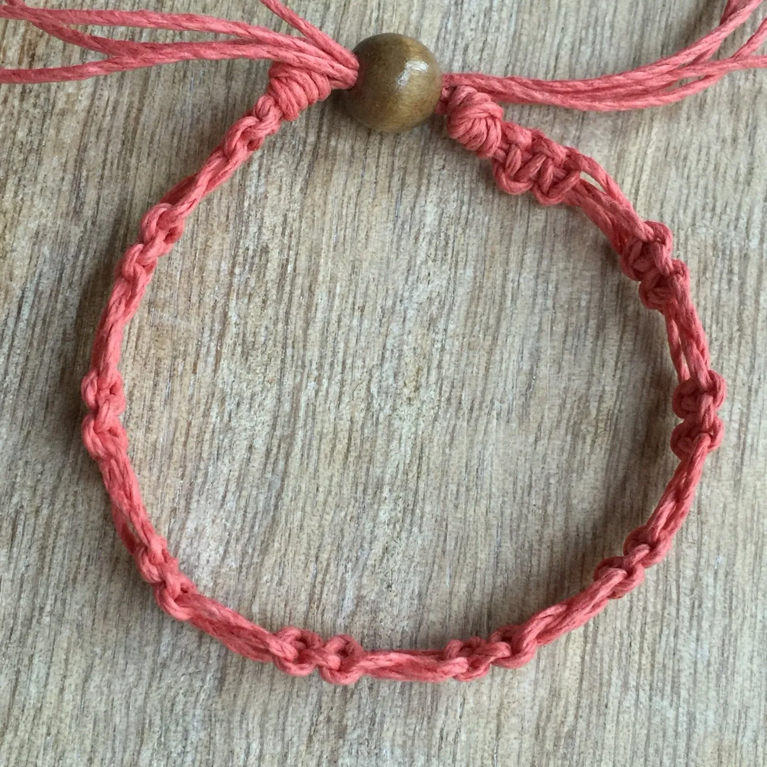 SoBe Coral Hemp Anklet