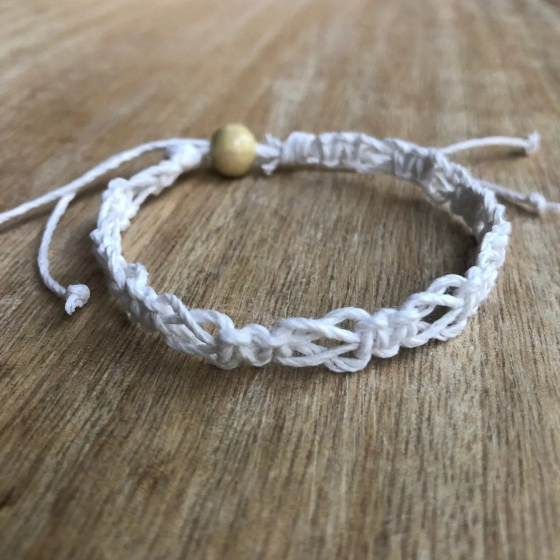SoBe White Hemp Anklet