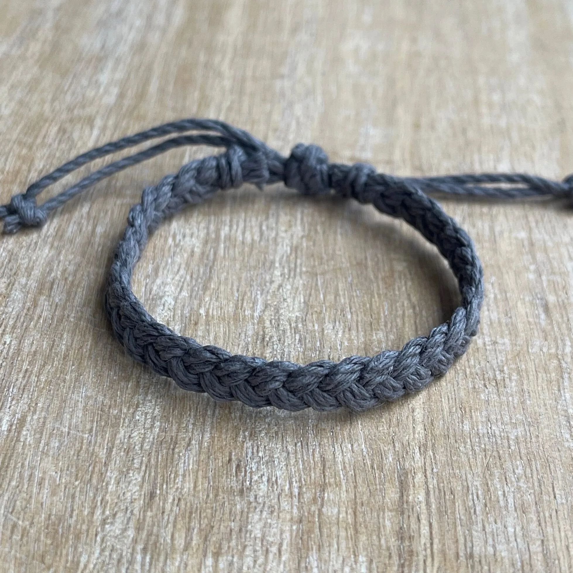 South Beach, Natural Macrame Men's Bracelet Eco-friendly