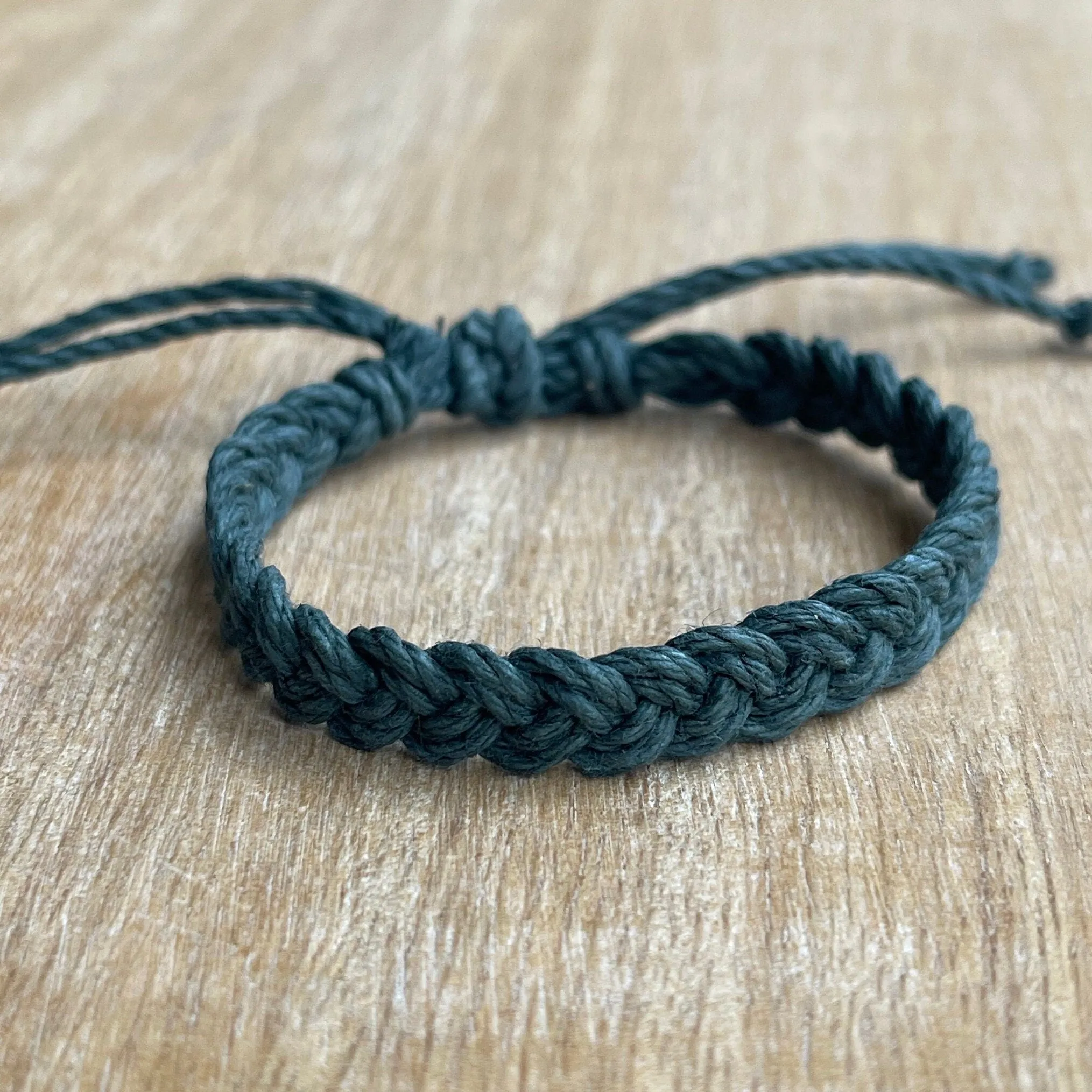South Beach, Natural Macrame Men's Bracelet Eco-friendly