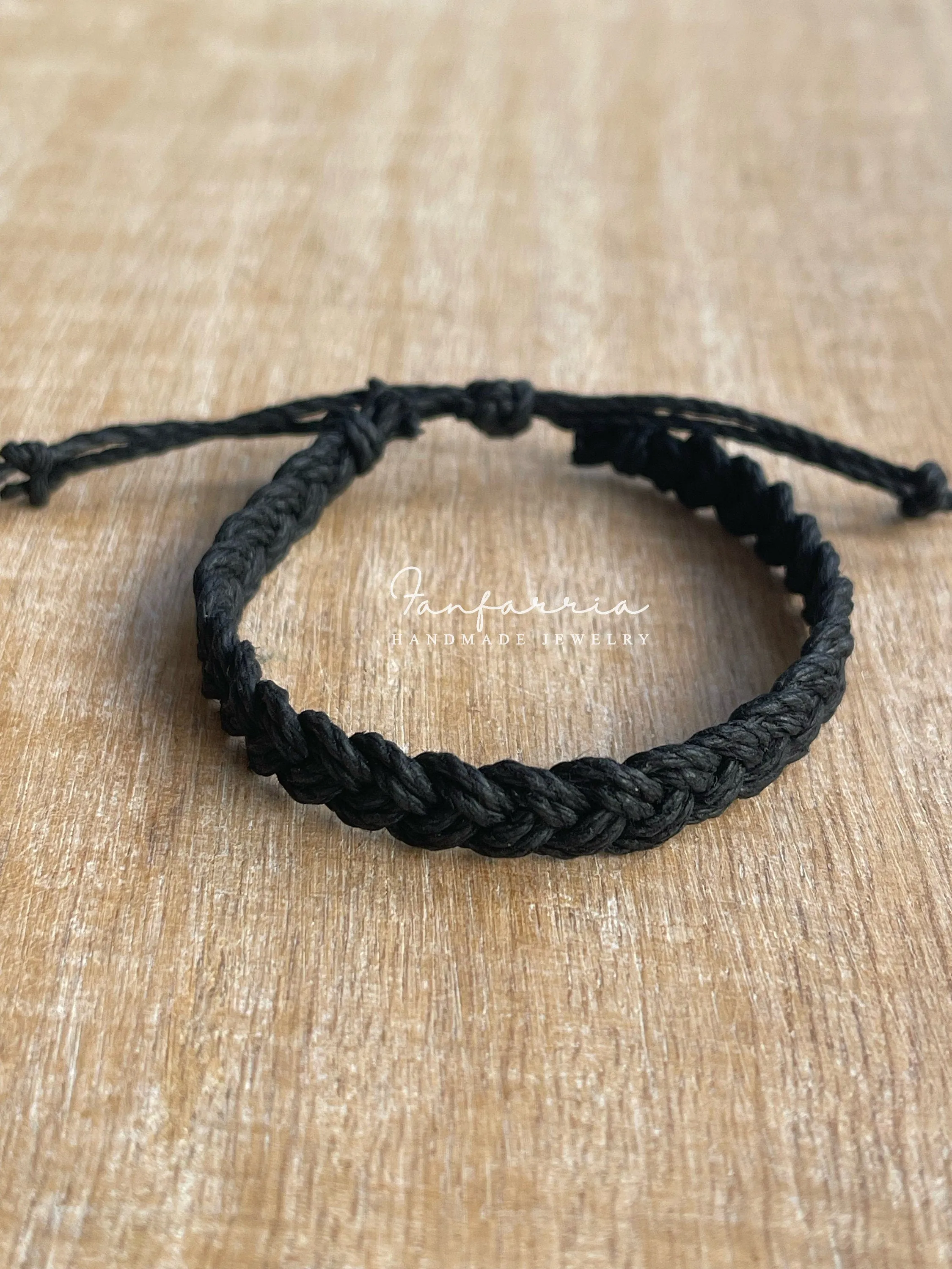 South Beach, Natural Macrame Men's Bracelet Eco-friendly
