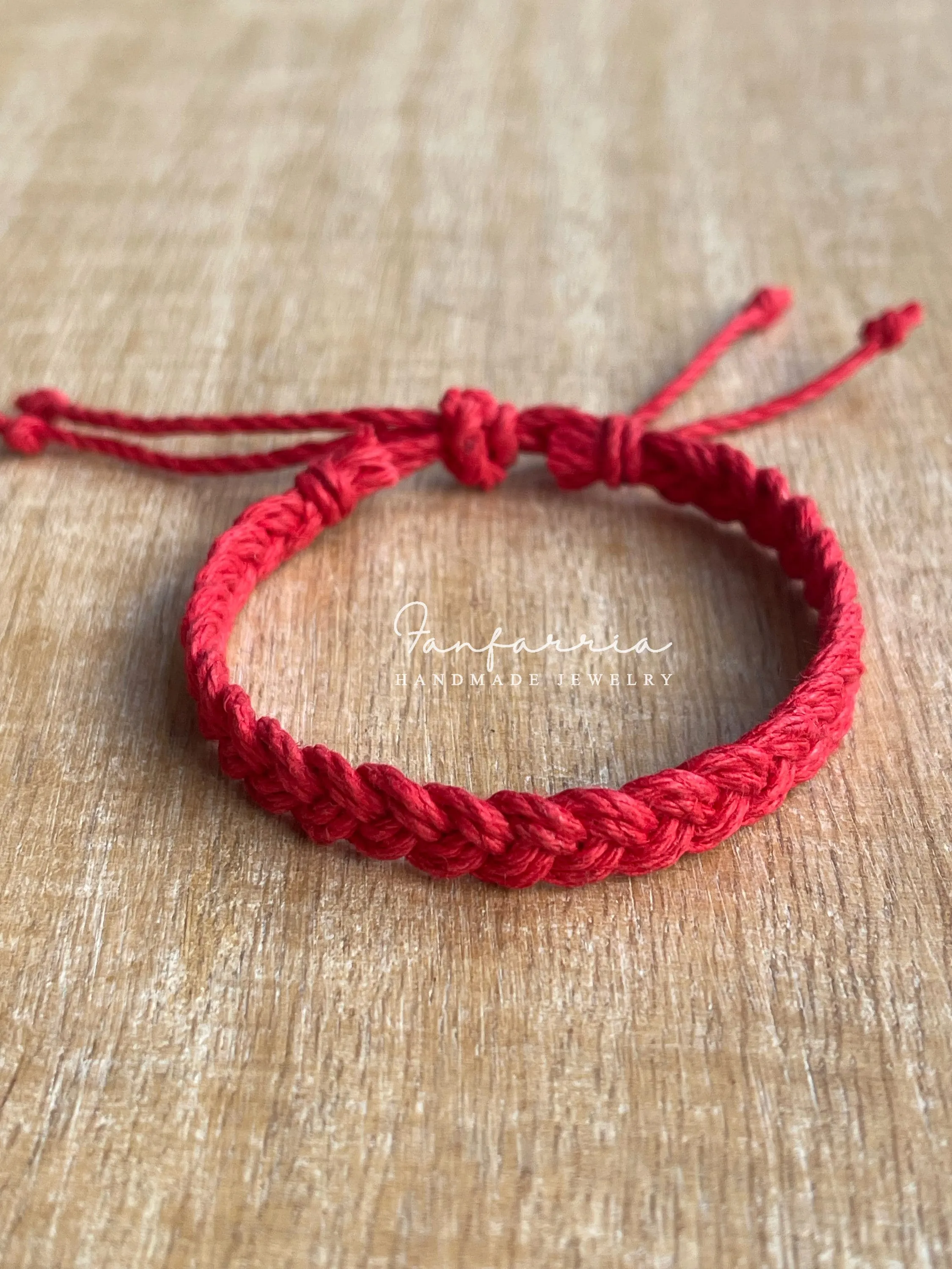 South Beach, Natural Macrame Men's Bracelet Eco-friendly