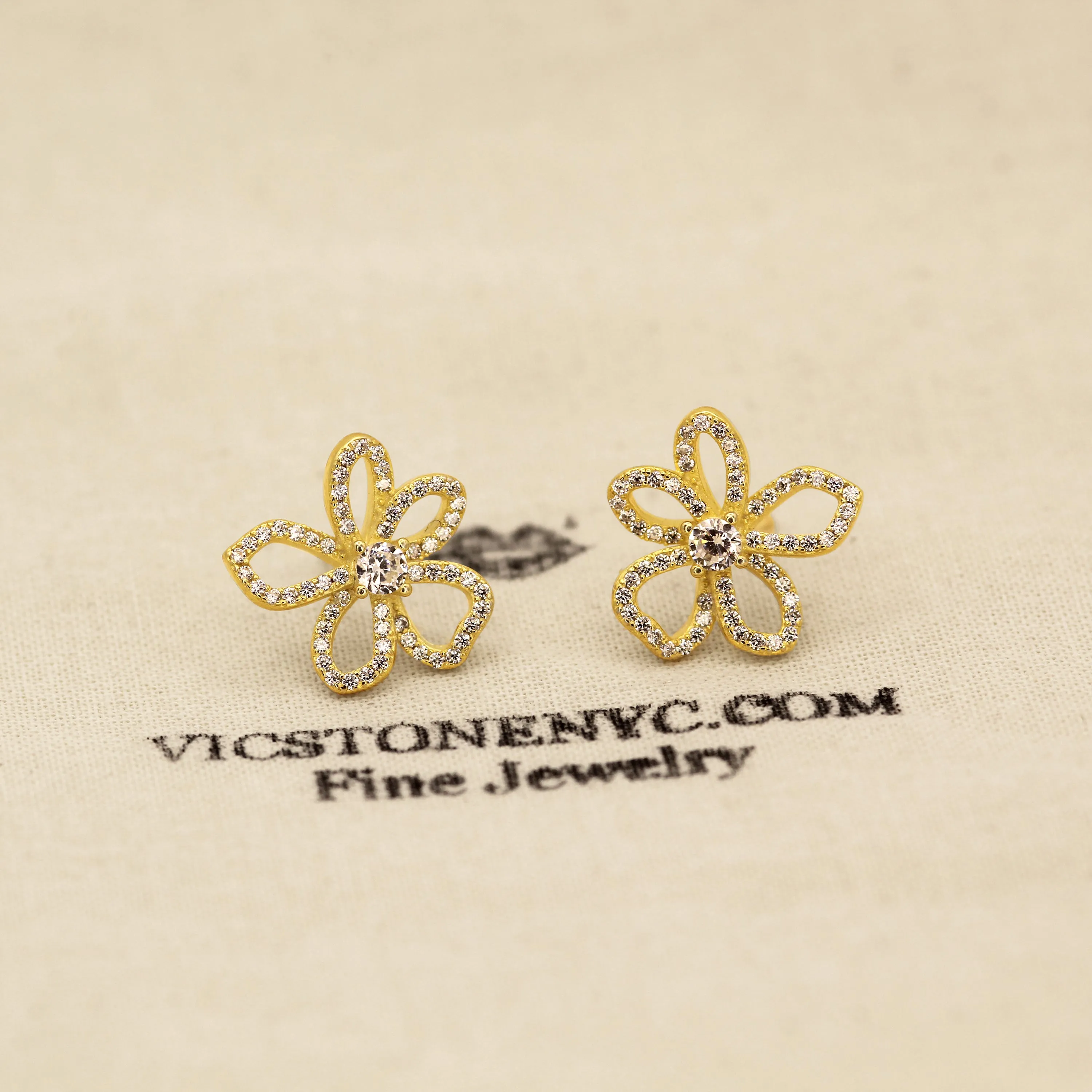 Unique Flower Line Gold Stud Earrings For Her