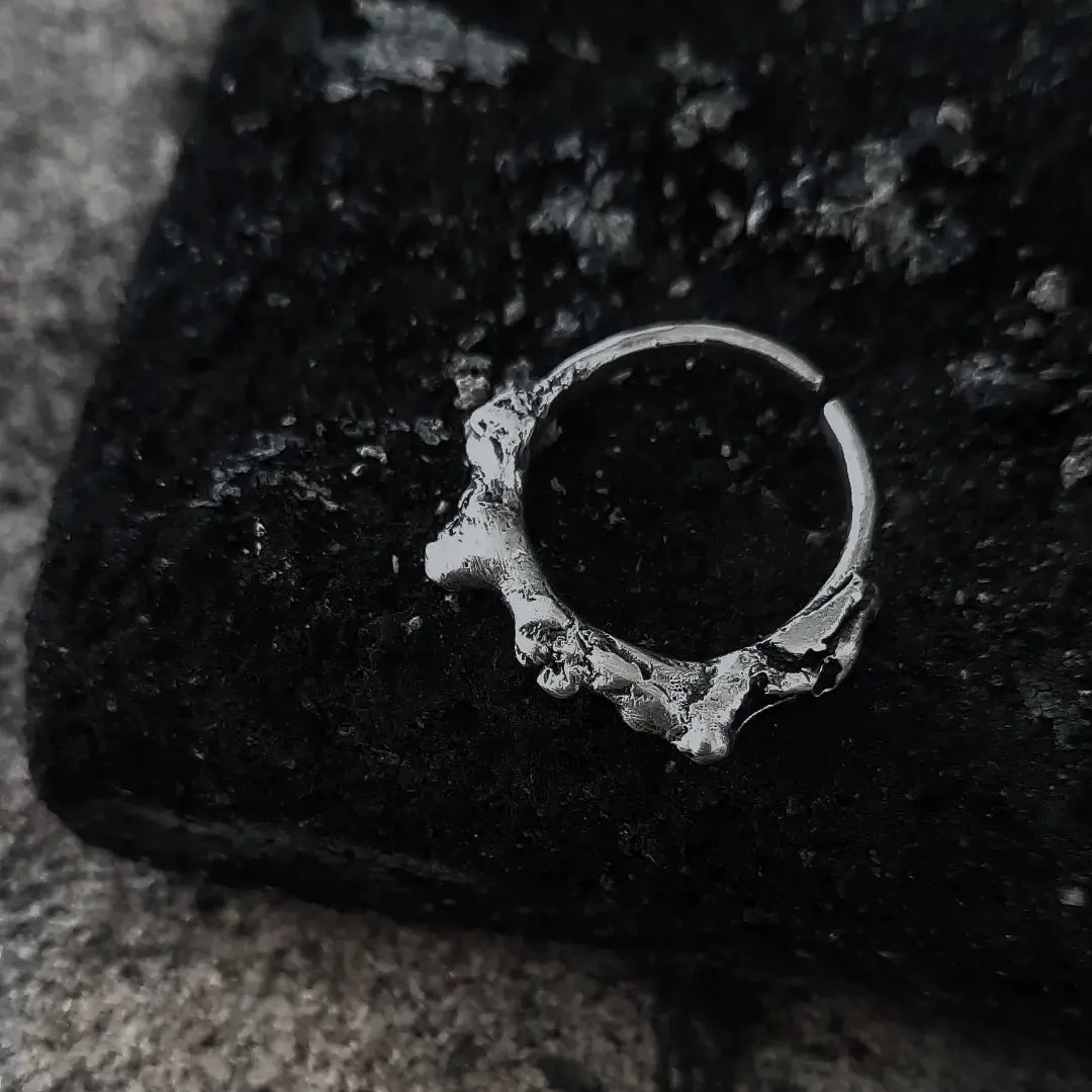 Unique Hoop earring use into Plugs