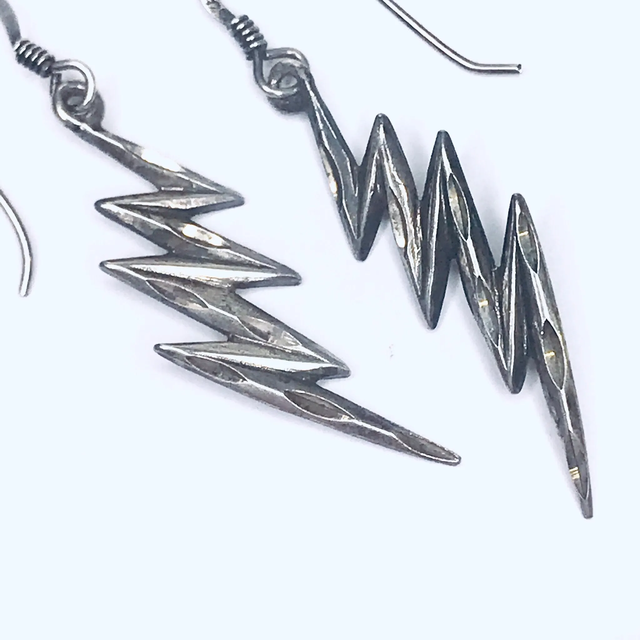 Vintage Sterling Silver Lightning Bolt Earrings, Unique Silver Earrings With Carved Details, Minimal Dangle Sterling Lightning Bolt Earrings