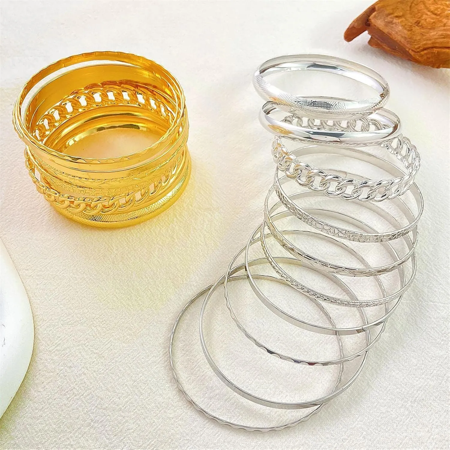 YBMYCM 10Pcs Gold Bangle Bracelet Set for Women Multi Layer Stackable Wide Bangles Indian Chunky Bangle Bracelets Ethnic Glossy Textured Bracelets Wedding Outfit Jewelry
